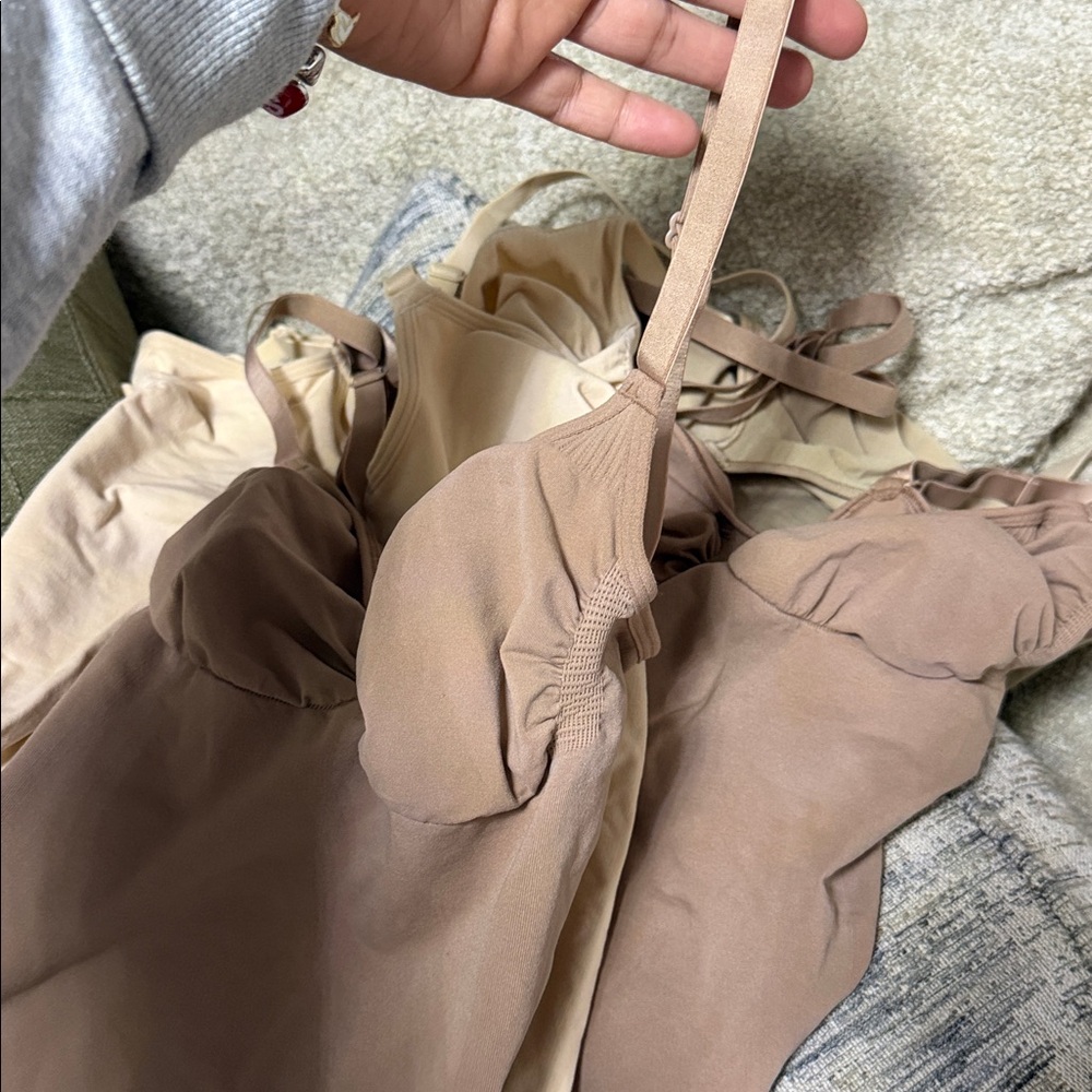 SKIMS seamless Brown Shapewear Bodysuit - Picture 4 of 7